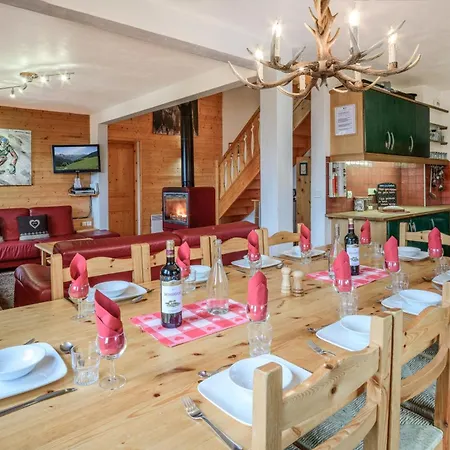 Hotel Leman By Snow Retreat Catered